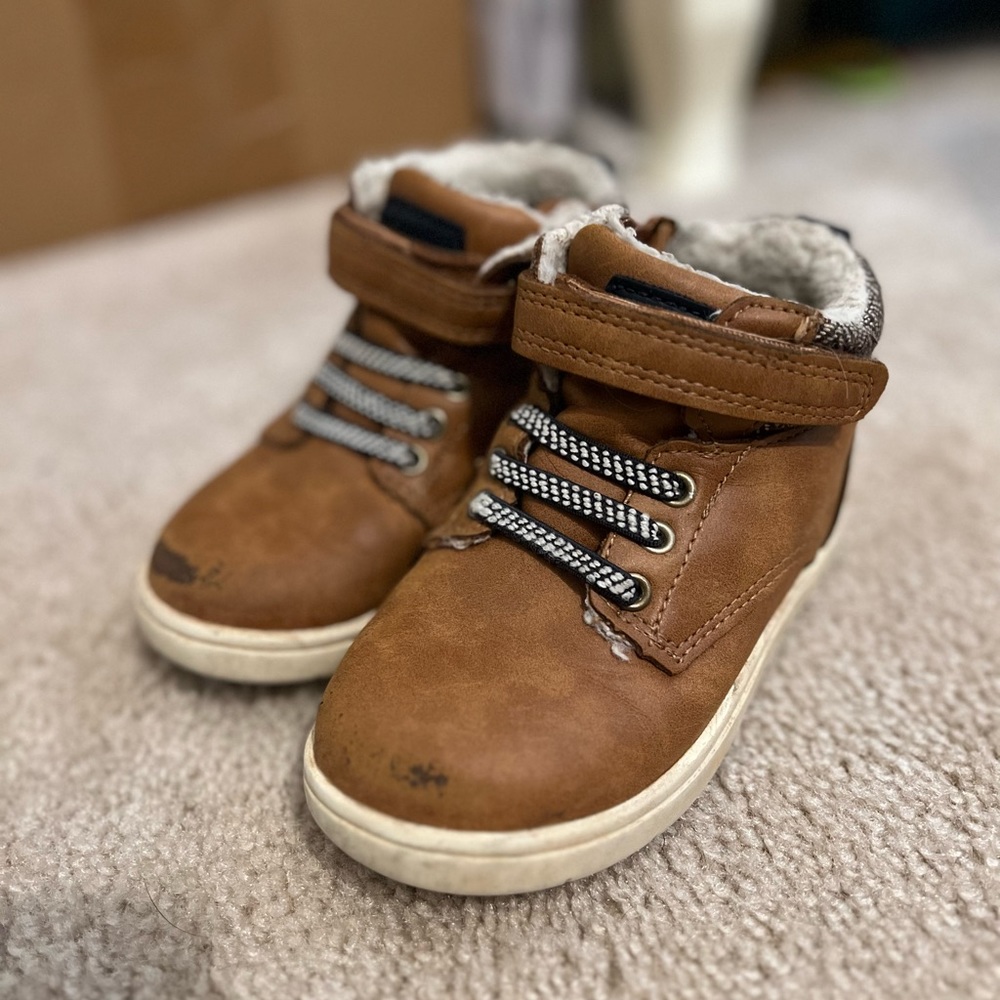 Cat & Jack Brown Boots, Size 8